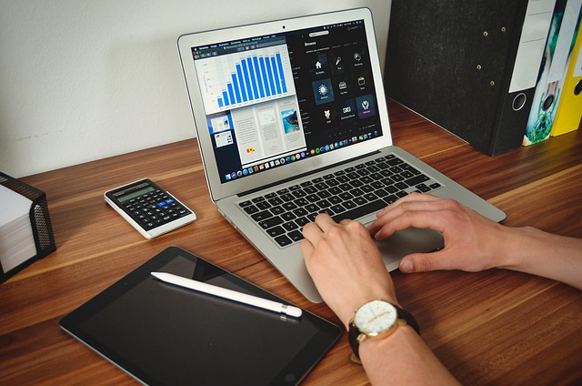 1748506852958938.jpg student-5224082_640.jpg